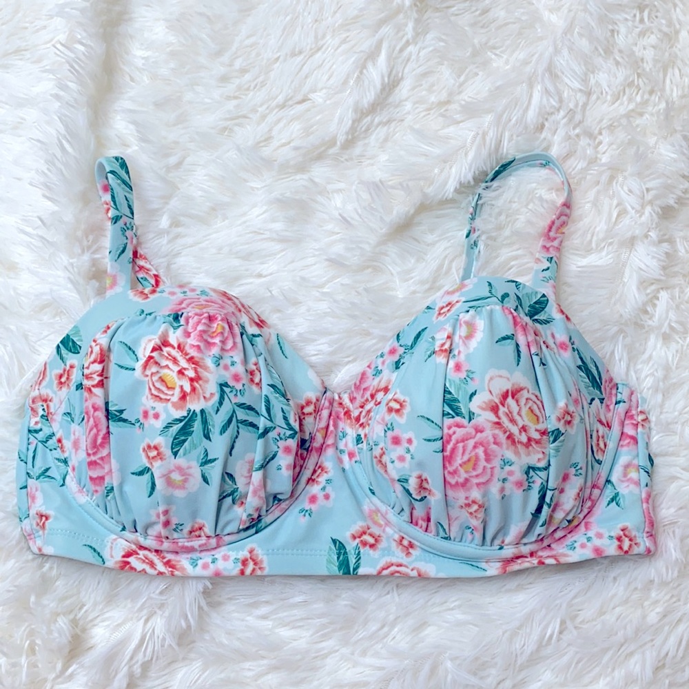 Xhilaration Blue Pink Floral Bikini Swim Top Size 14W